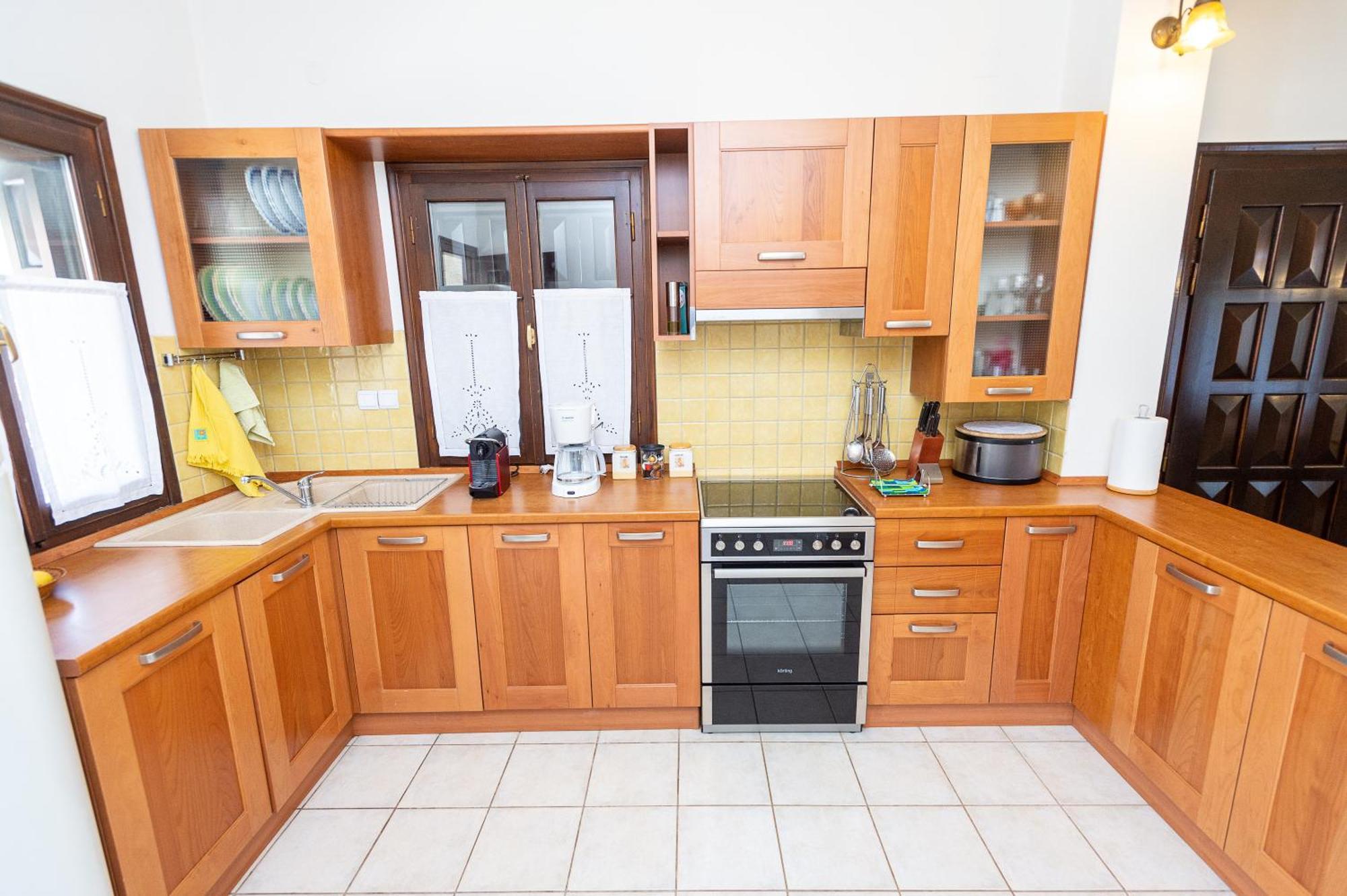 Zmas Studios Khórto Luaran gambar