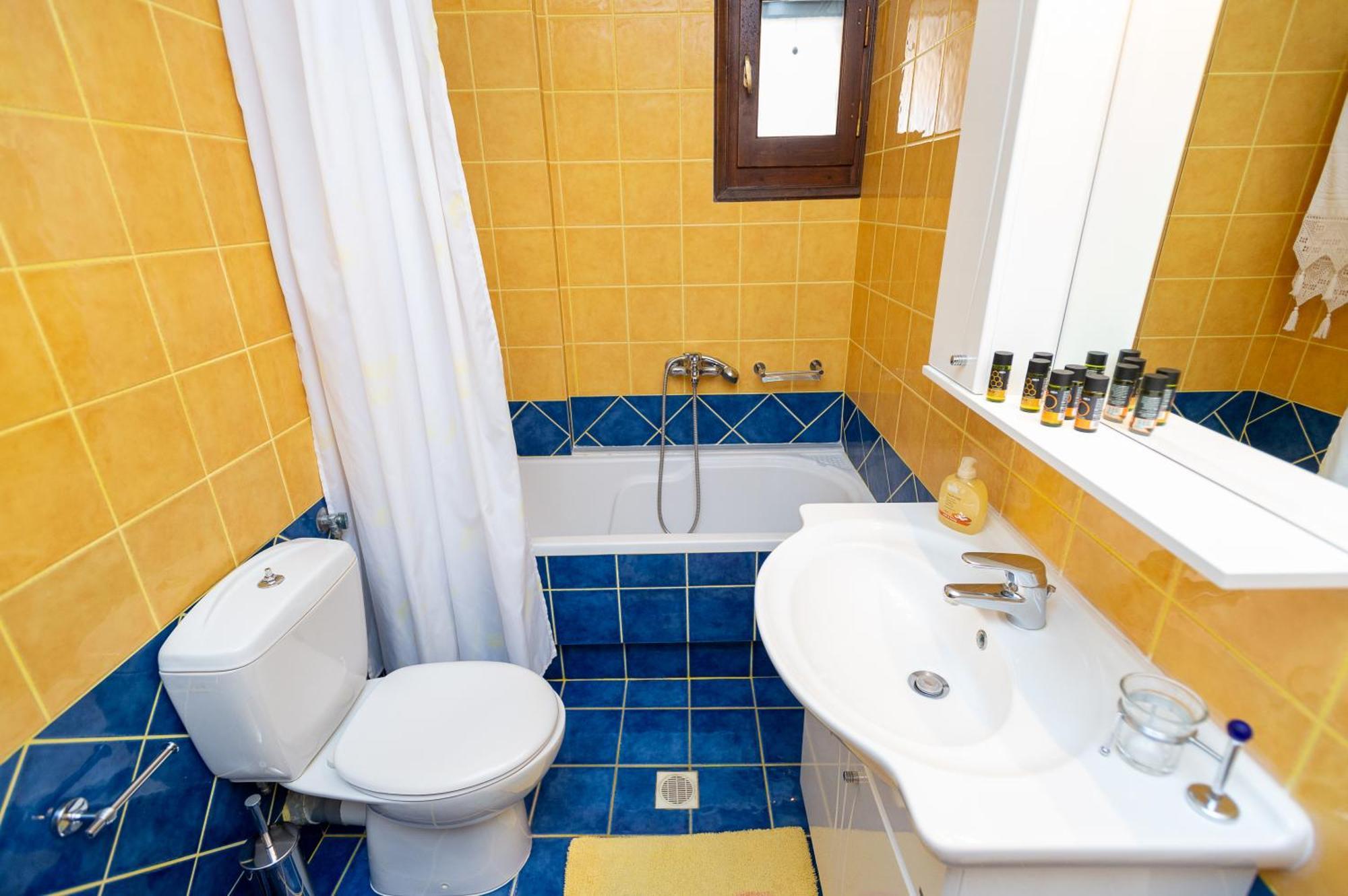 Zmas Studios Khórto Luaran gambar